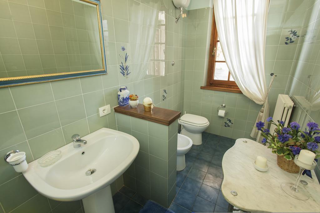 Villa San Biagio Cortona Room photo