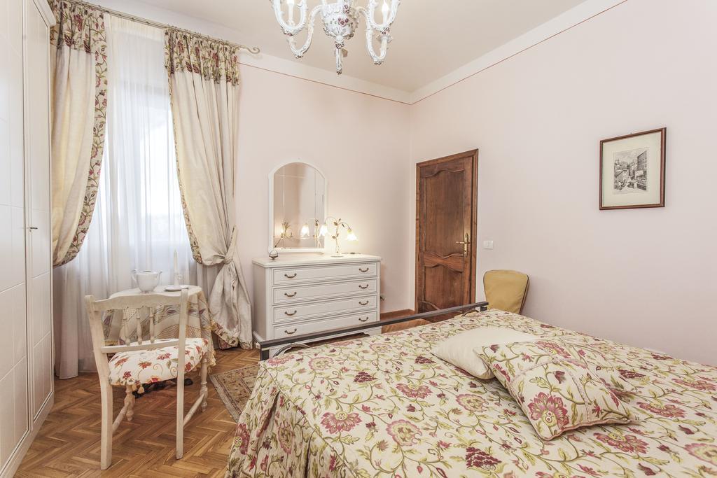 Villa San Biagio Cortona Room photo