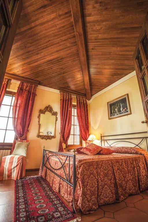 Villa San Biagio Cortona Room photo