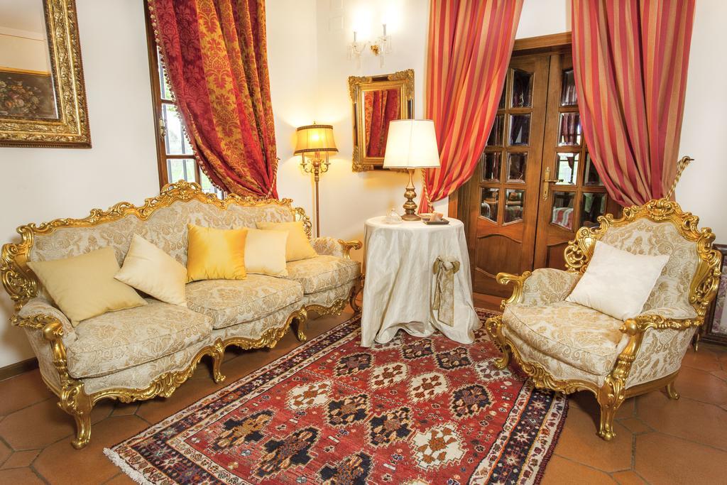 Villa San Biagio Cortona Room photo